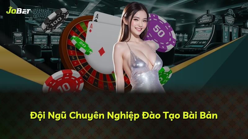 Đội Ngũ Chuyên Nghiệp Đào Tạo Bài Bản
